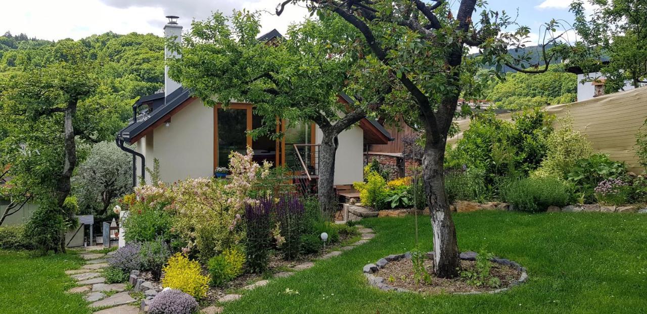 Domcek V Zahrade Villa Banská Štiavnica Kültér fotó